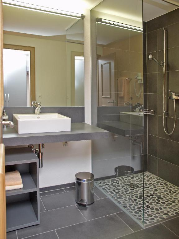 Hotel Steinbock เบรียนส์ ห้อง รูปภาพ
